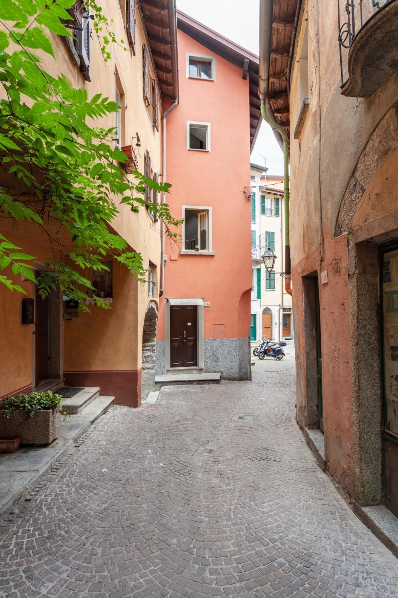 Una Finestra Sul Lago Argegno Bagian luar foto